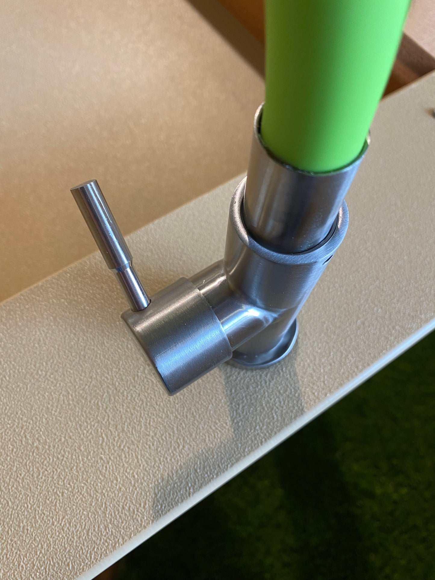 KSO-A4B2C2FFLEX KSO-A4B2C2FSS Kids' Station Outdoor Water Works Sand/Water Trough - Surface Mount With Flexible Rubber Faucet